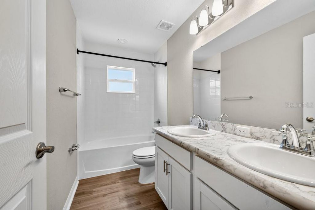 1252 Mezzavalle Way, Auburndale, FL 33823 Photo