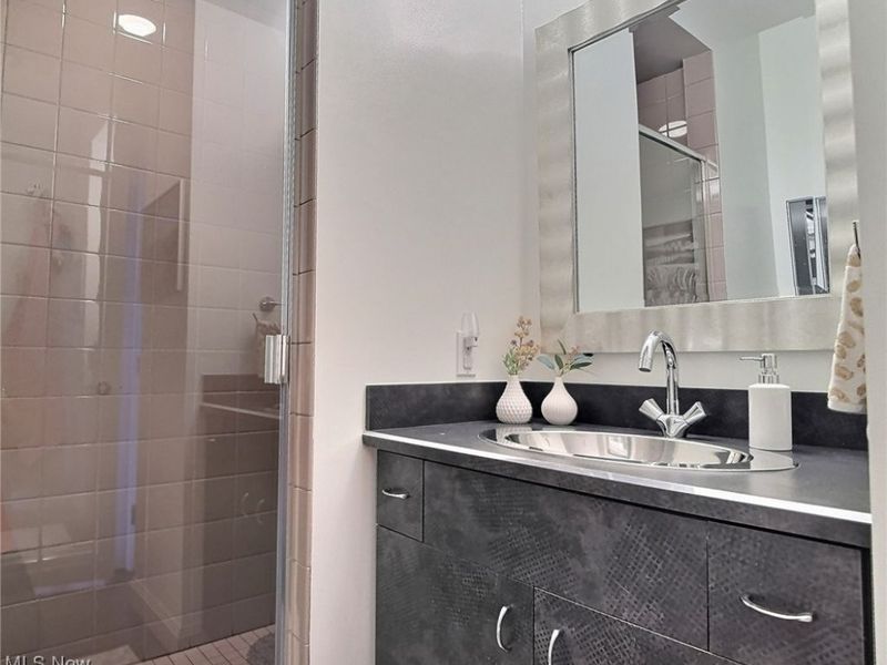 2339 Edgehill Road, Cleveland, OH 44106 Photo 12