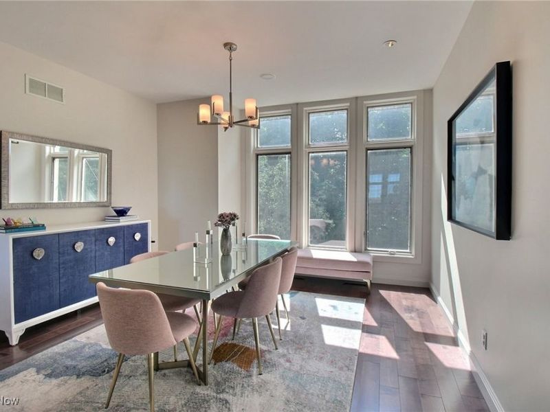 2339 Edgehill Road, Cleveland, OH 44106 Photo 4