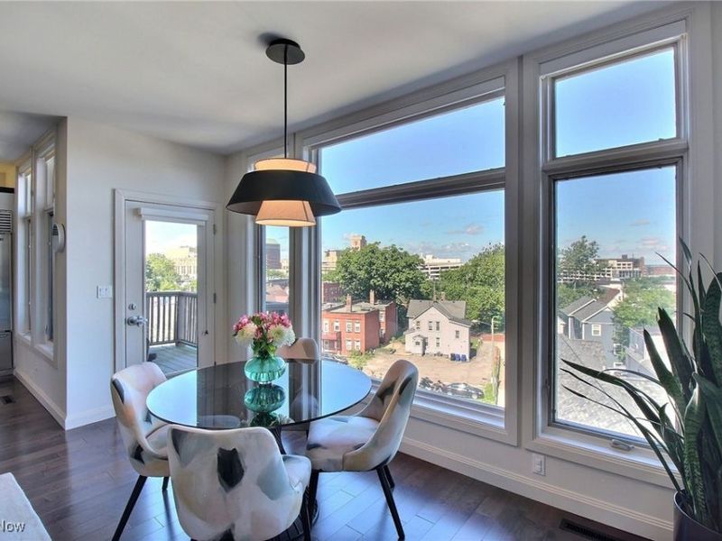 2339 Edgehill Road, Cleveland, OH 44106 Photo 6