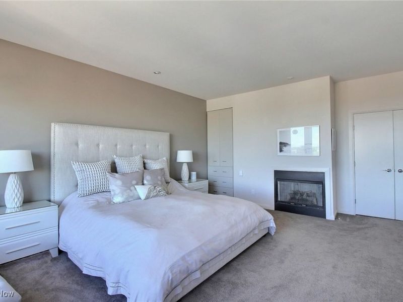 2339 Edgehill Road, Cleveland, OH 44106 Photo 9