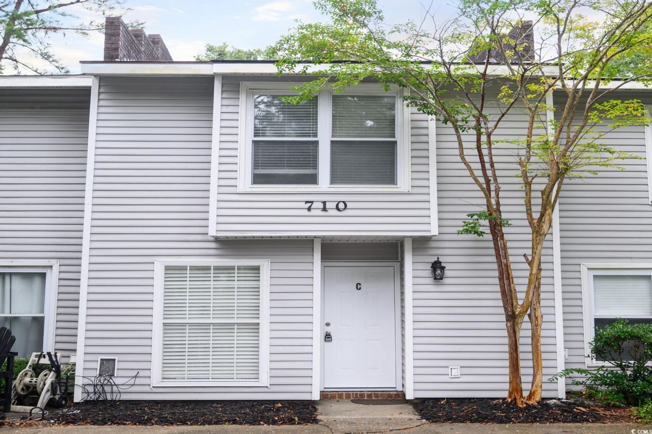 710 1st Ave. N Photo 1