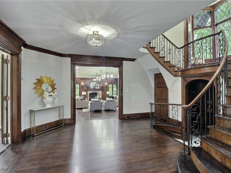 2970 Fairmount Boulevard, Cleveland Heights, OH 44118 Photo 3