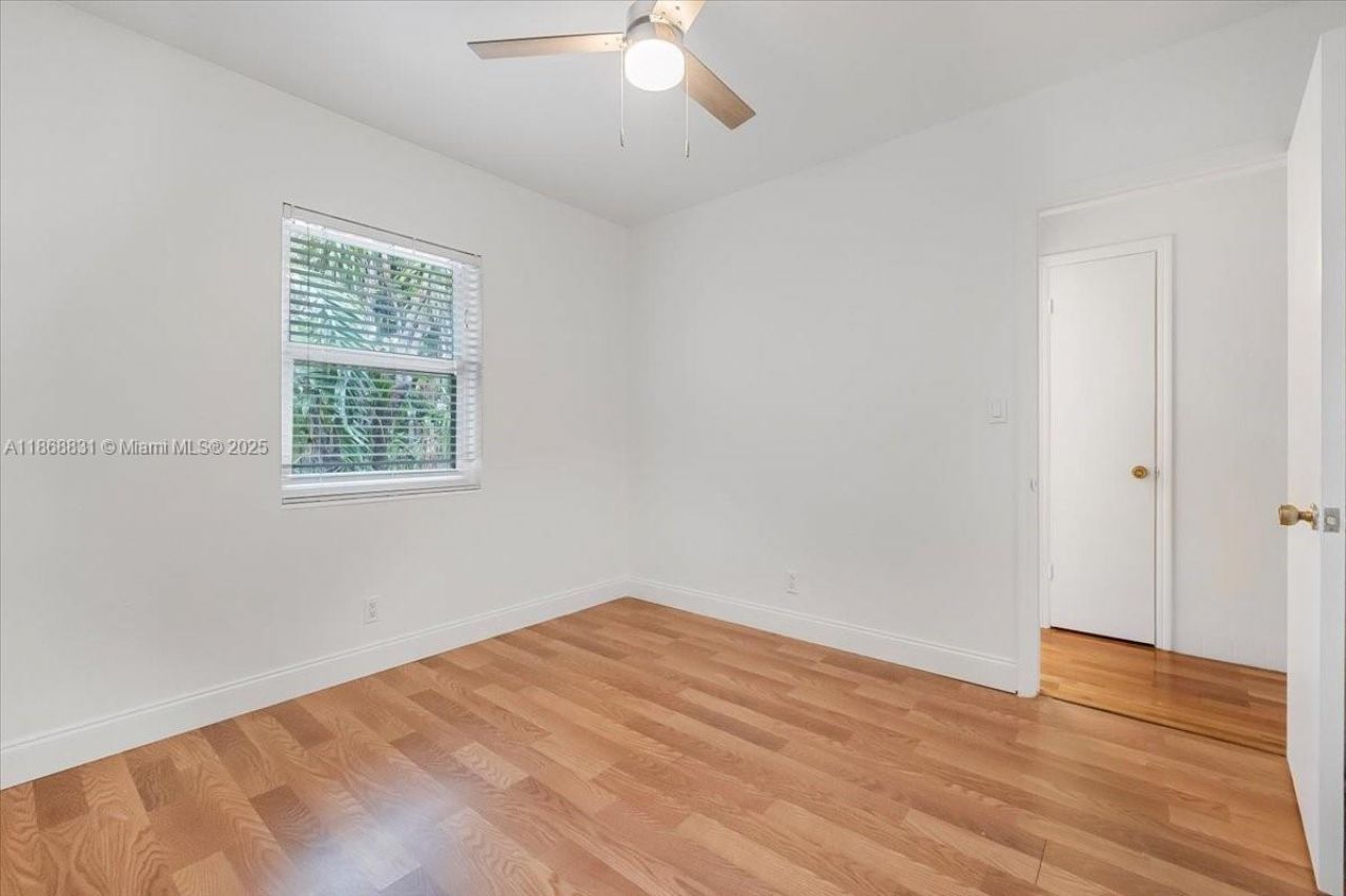 613 NE 17th Ter, Fort Lauderdale, FL 33304 Photo