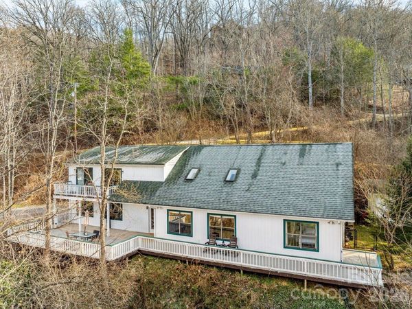 53 Hackberry Lane, Waynesville, NC 28785