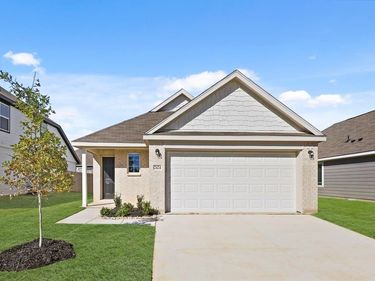 2424 Texas Ash Way, Fort Worth, TX 76123