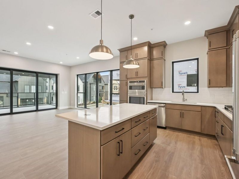 2867 Kobuk Drive, Unit 201, Columbus, OH 43228 Photo 10