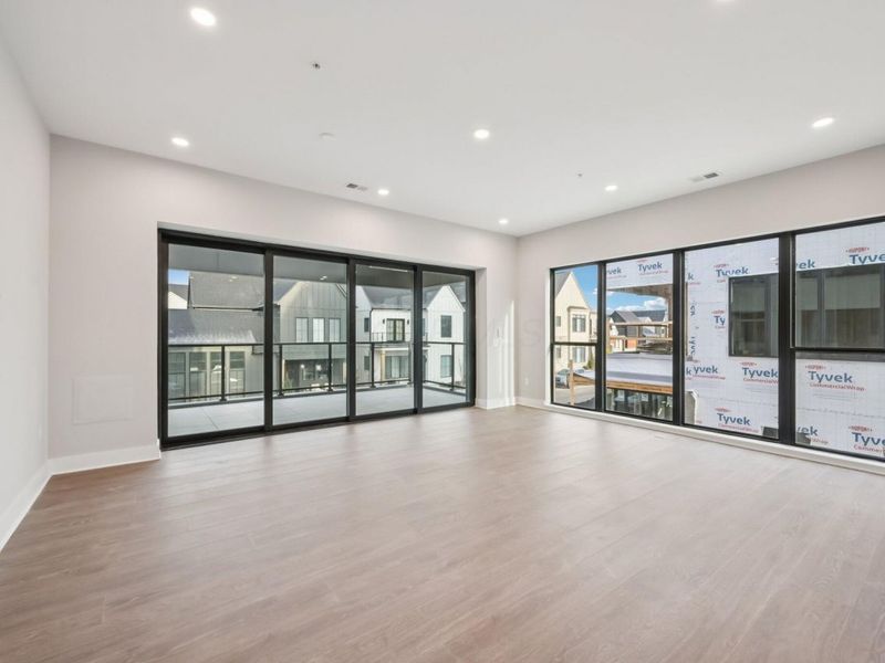 2867 Kobuk Drive, Unit 201, Columbus, OH 43228 Photo 14