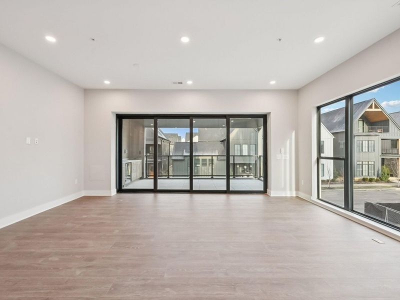 2867 Kobuk Drive, Unit 201, Columbus, OH 43228 Photo 15