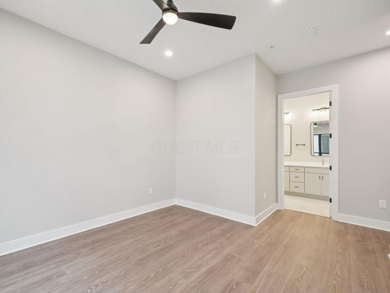 2867 Kobuk Drive, Unit 201, Columbus, OH 43228 Photo 21