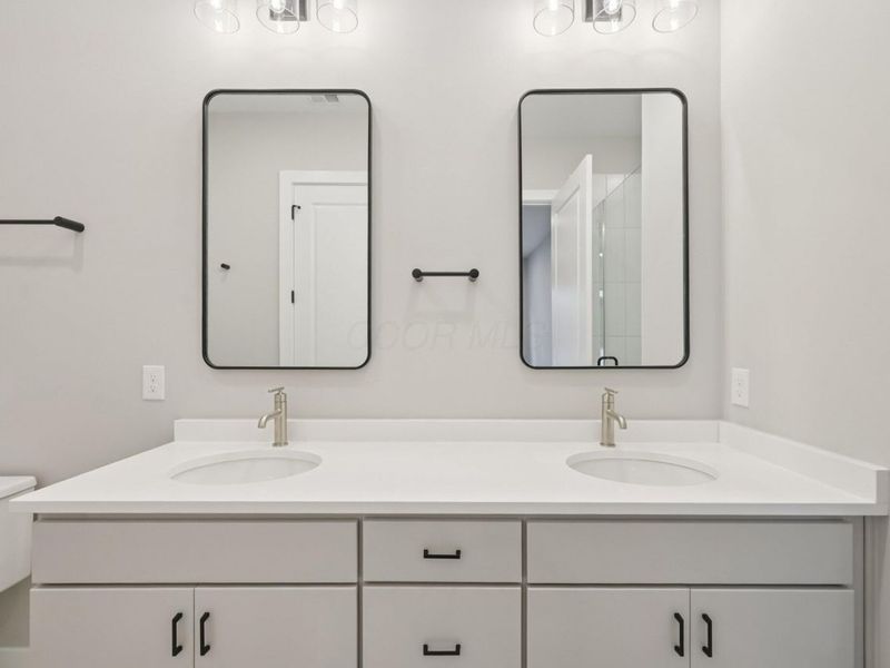 2867 Kobuk Drive, Unit 201, Columbus, OH 43228 Photo 23