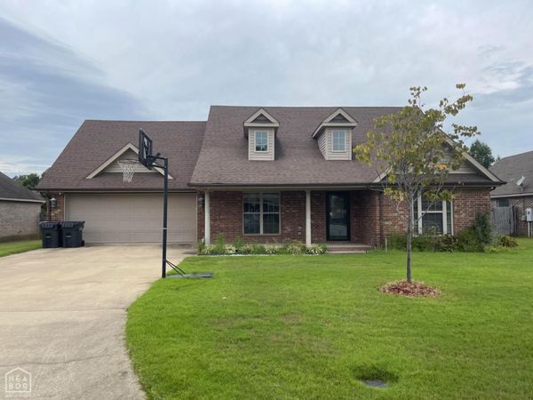 5629 Hollow Creek Lane, Jonesboro, AR 72404