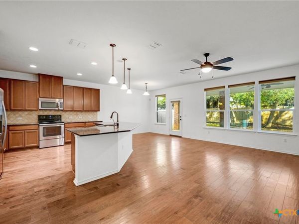 322 White Willow Drive, San Marcos, TX 78666