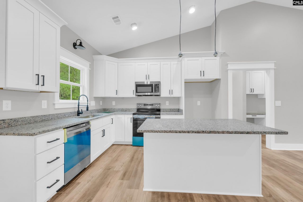 111 Brookside Drive  Photo 26