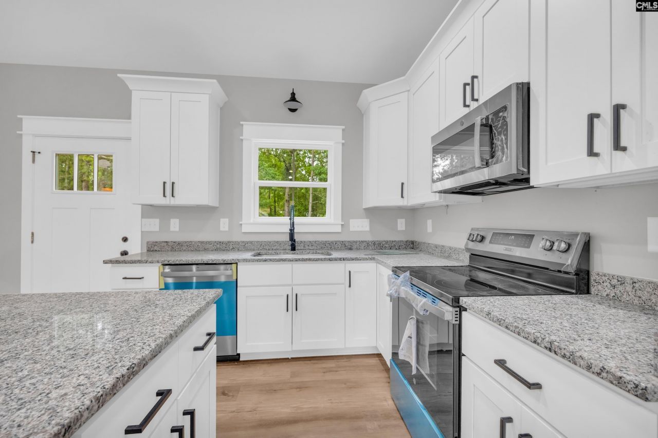 111 Brookside Drive  Photo 31