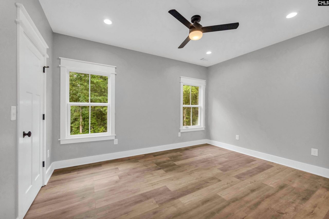 111 Brookside Drive  Photo 41