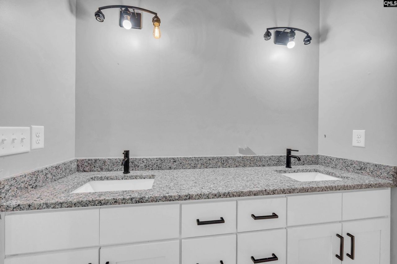 111 Brookside Drive  Photo 46