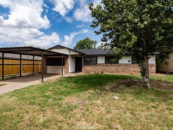 503 Hill Circle, Stamford, TX 79553