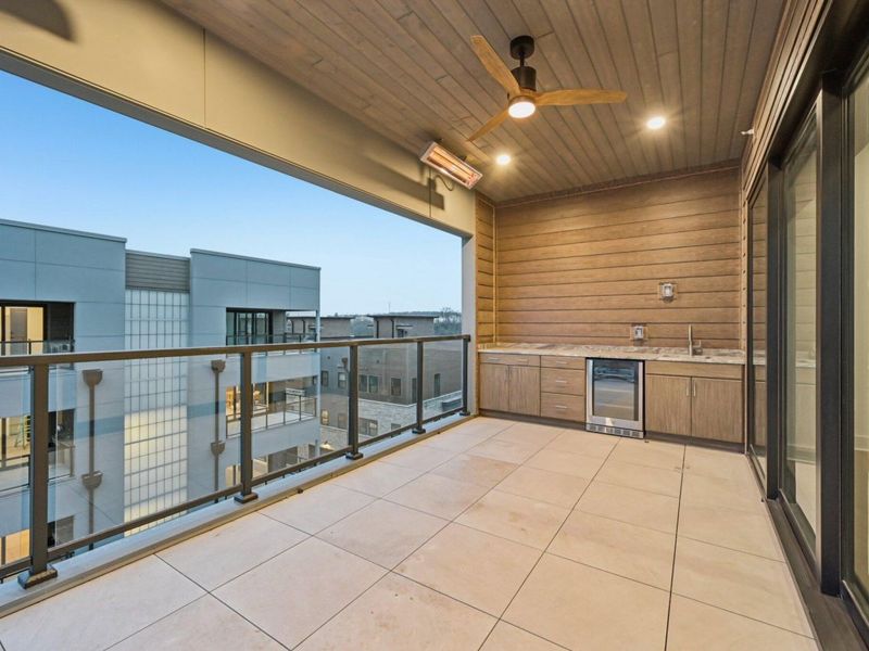 2867 Kobuk Drive, Unit 402, Columbus, OH 43228 Photo 16