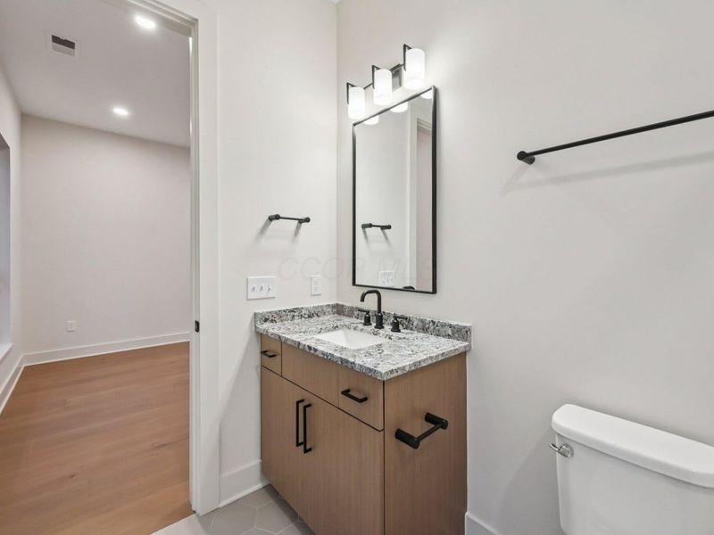 2867 Kobuk Drive, Unit 402, Columbus, OH 43228 Photo 31