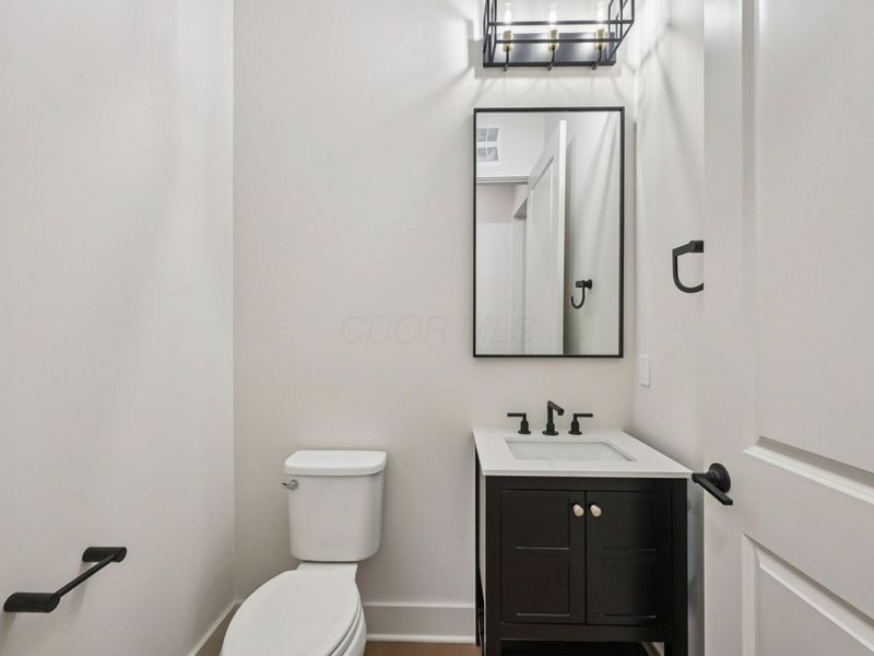 2867 Kobuk Drive, Unit 402, Columbus, OH 43228 Photo 34