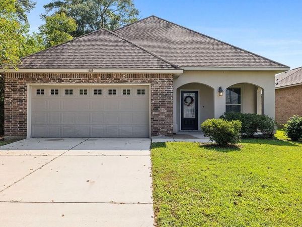 19119 GREENLEAF Circle, Ponchatoula, LA 70454