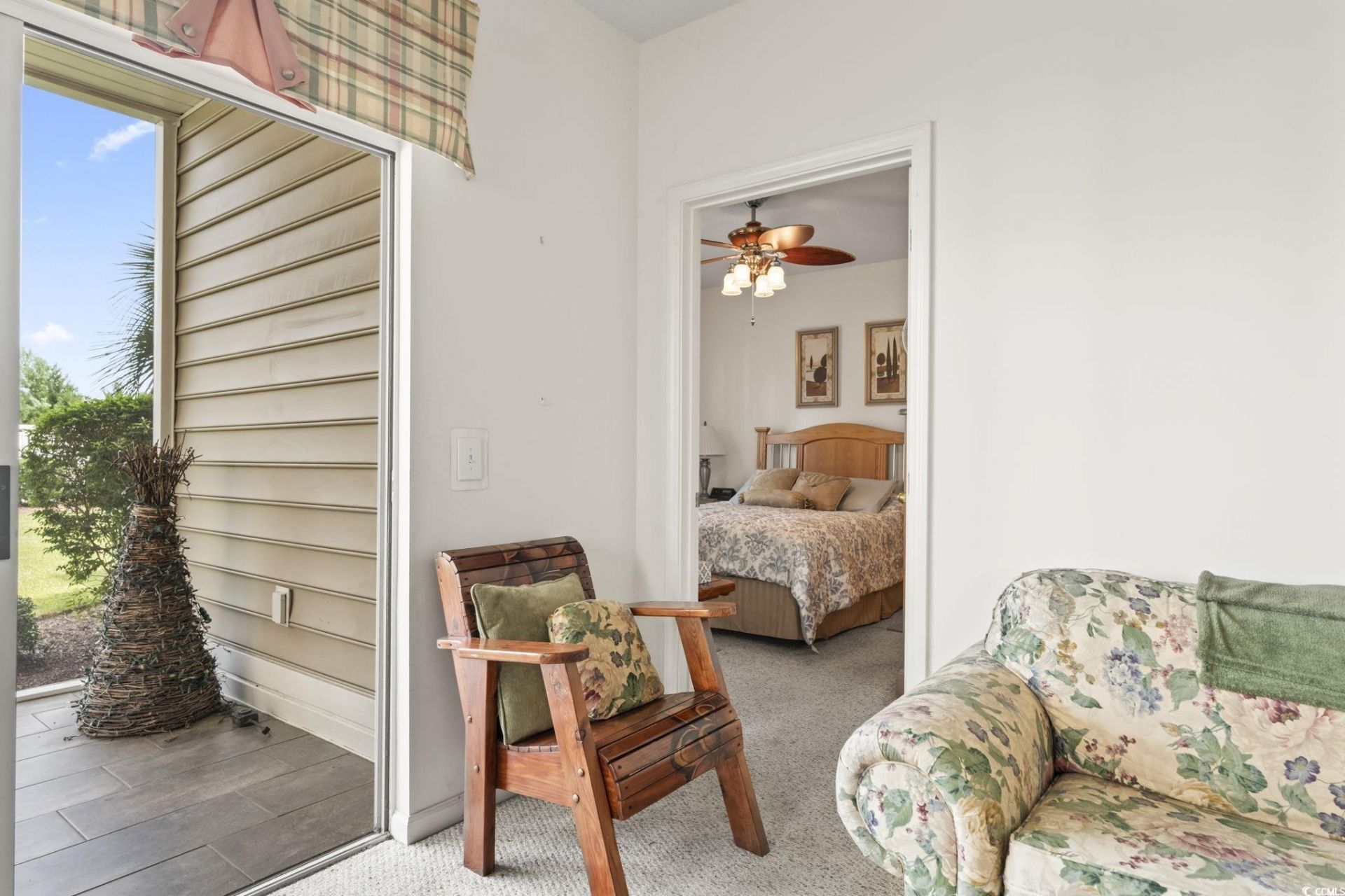2020 Cross Gate Blvd. Photo 21