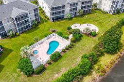 2020 Cross Gate Blvd. photo 4