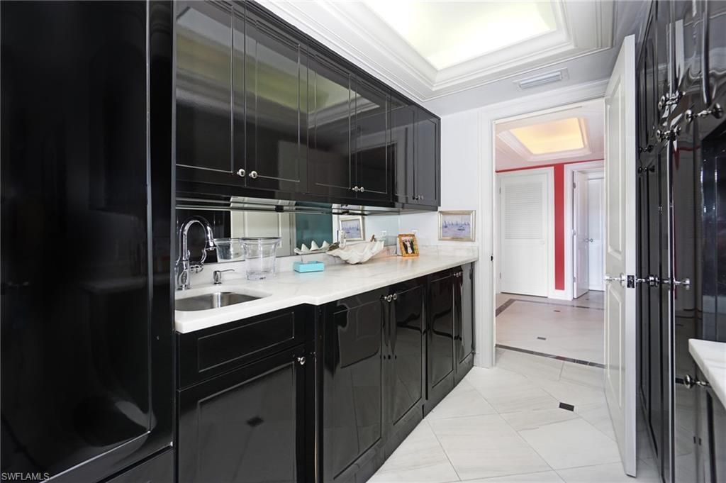 1900 Gulf Shore Blvd N, Unit 602, Naples, FL 34102 Photo