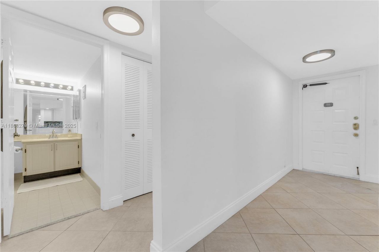 2521 NW 104th Ave, Unit 307, Sunrise, FL 33322 Photo