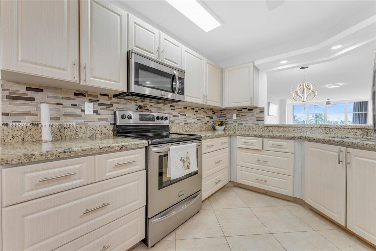 2521 NW 104th Ave, Unit 307, Sunrise, FL 33322 Photo