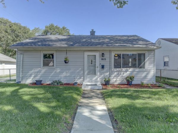 1615 175th Street, Hammond, IN 46324