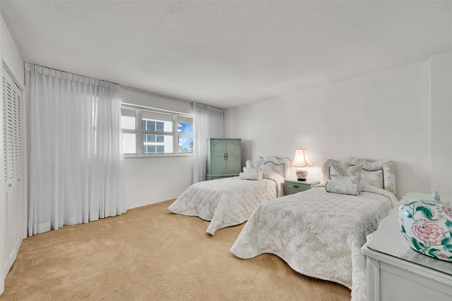 4100 Galt Ocean Drive, Unit 306, Fort Lauderdale, FL 33308 Photo