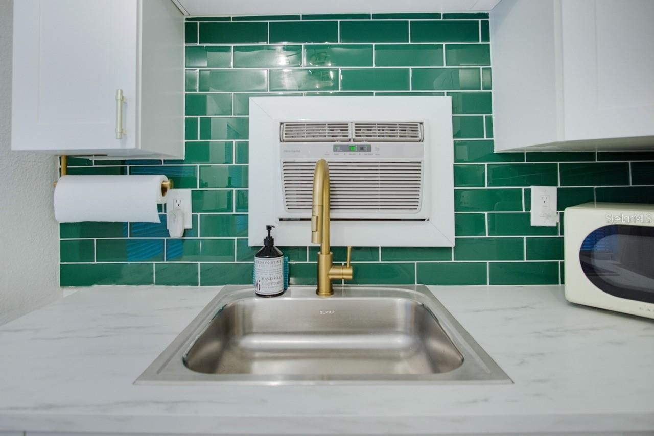 719 8th Street N, Saint Petersburg, FL 33701 Photo