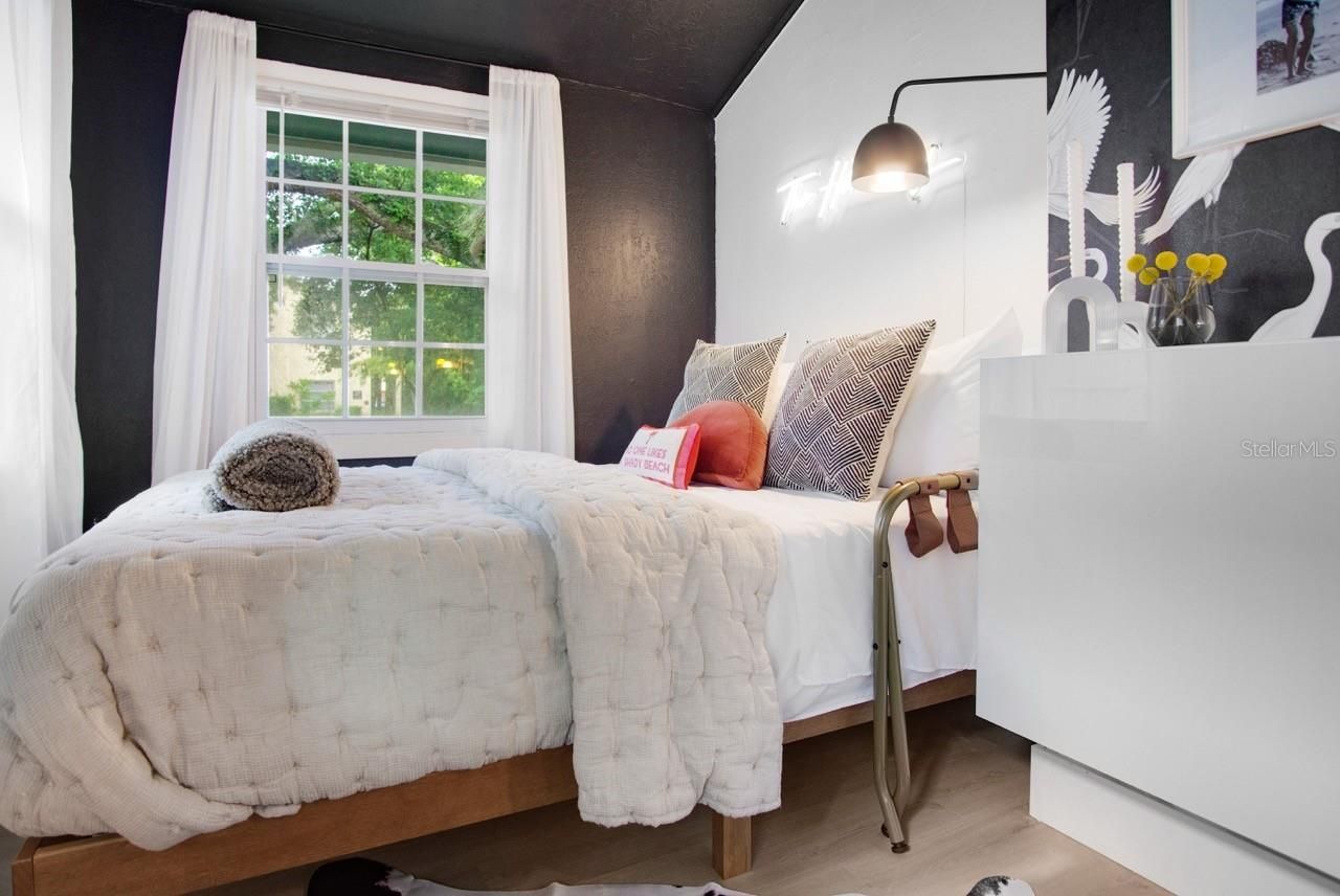 719 8th Street N, Saint Petersburg, FL 33701 Photo