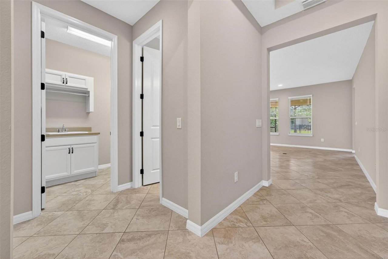 3637 NW 56th Avenue, Ocala, FL 34482 Photo