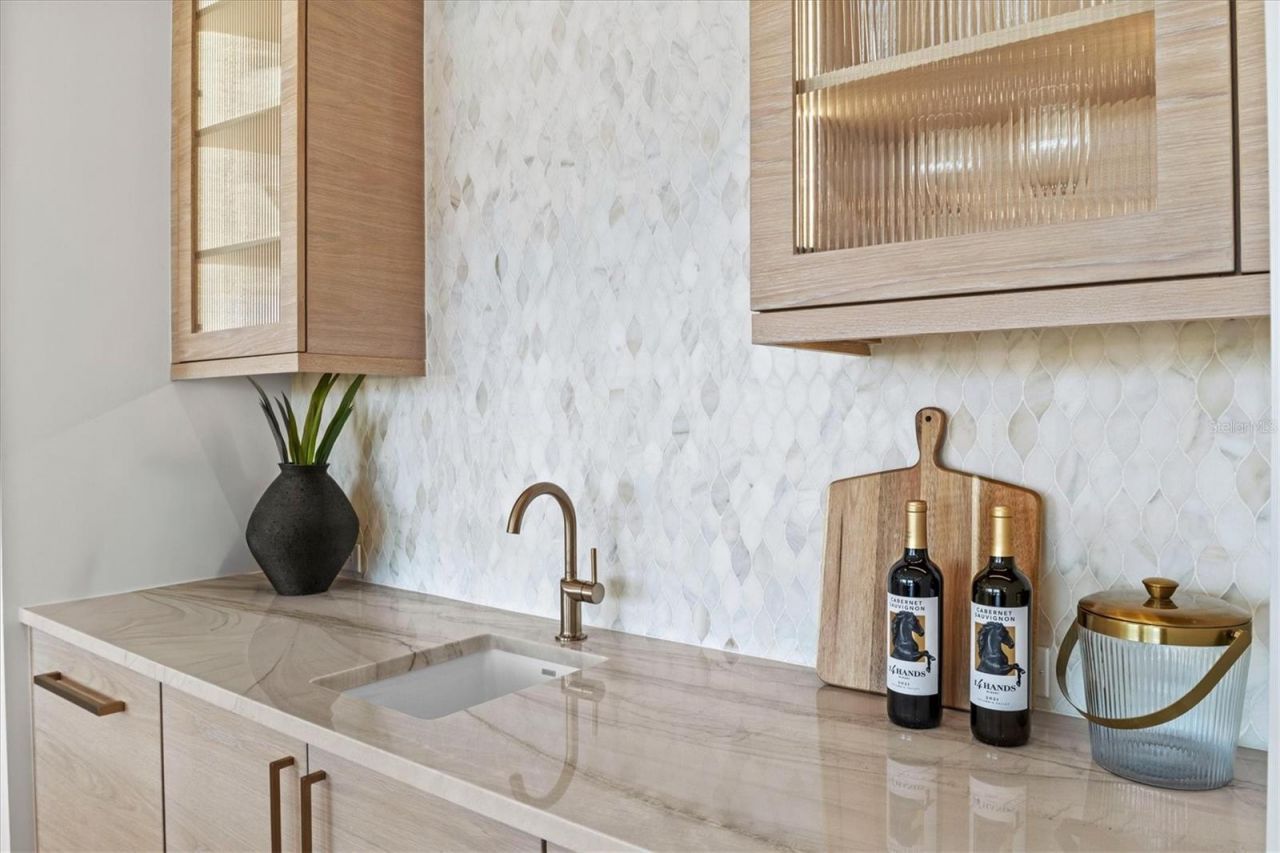 524 Halyard Ln, Longboat Key, FL 34228 Photo