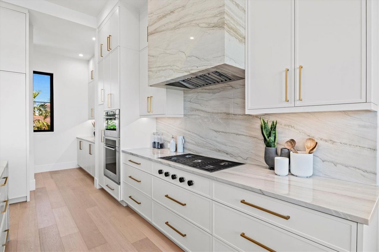 524 Halyard Ln, Longboat Key, FL 34228 Photo