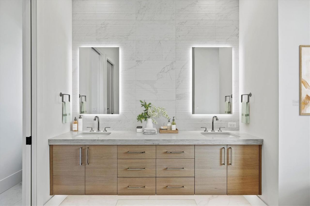 524 Halyard Ln, Longboat Key, FL 34228 Photo