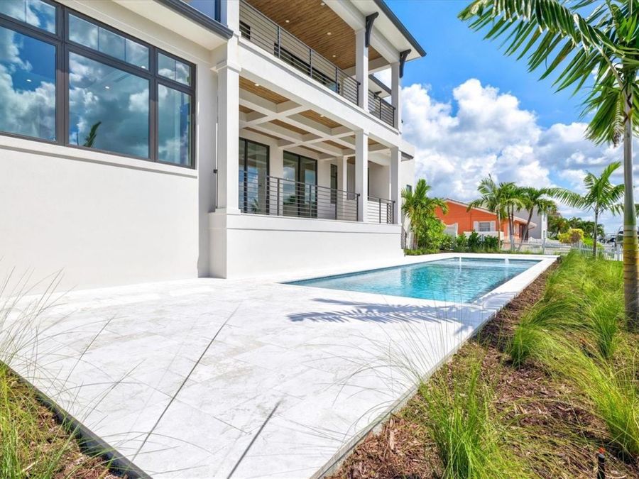 Property Image 80