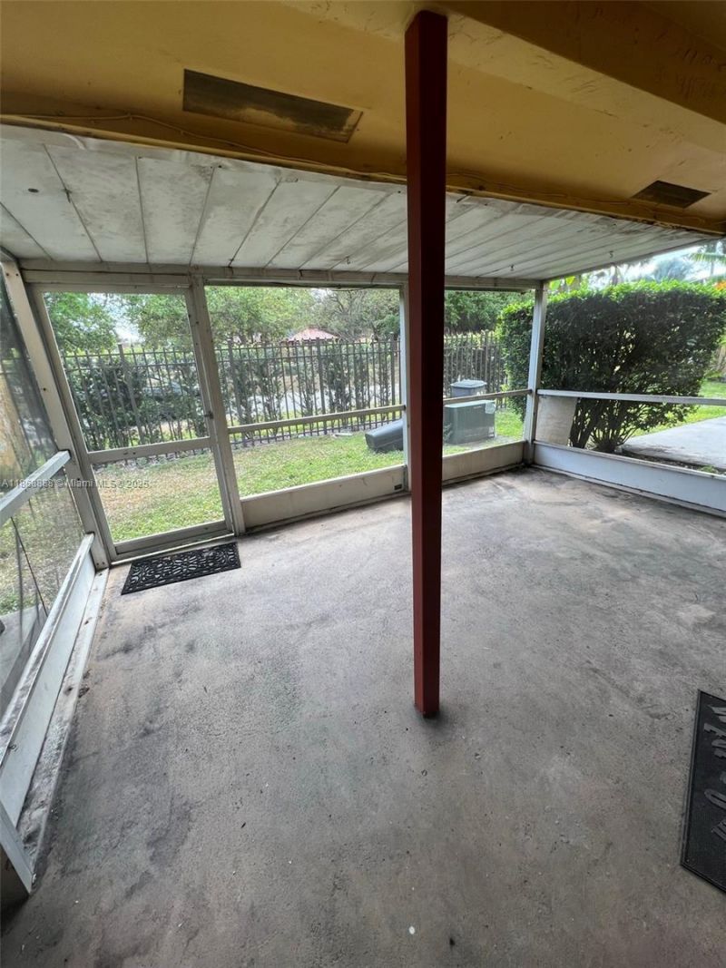 2605 NW 47th Ter, Unit 103, Lauderdale Lakes, FL 33313 Photo