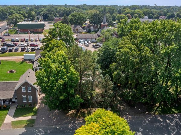 720 Bluff Avenue, Shakopee, MN 55379