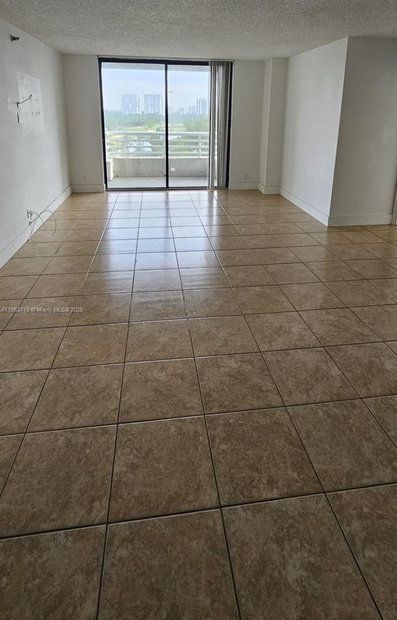 3300 NE 192nd St, Unit 1012, Aventura, FL 33180 Photo