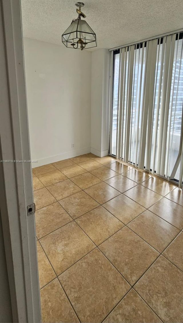 3300 NE 192nd St, Unit 1012, Aventura, FL 33180 Photo