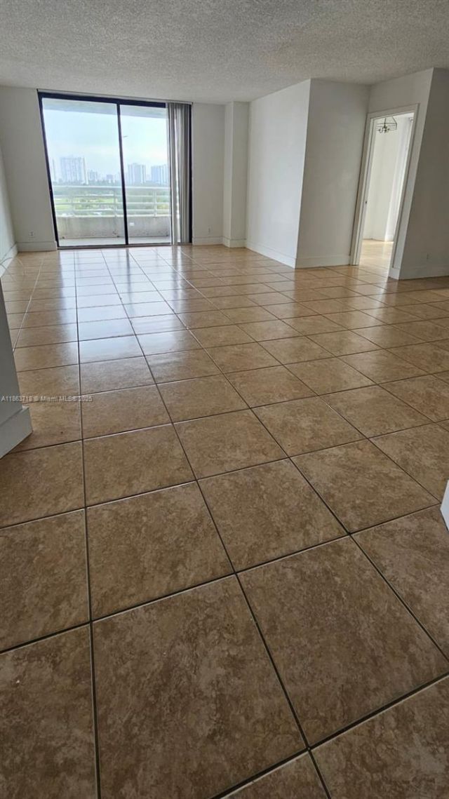 3300 NE 192nd St, Unit 1012, Aventura, FL 33180 Photo