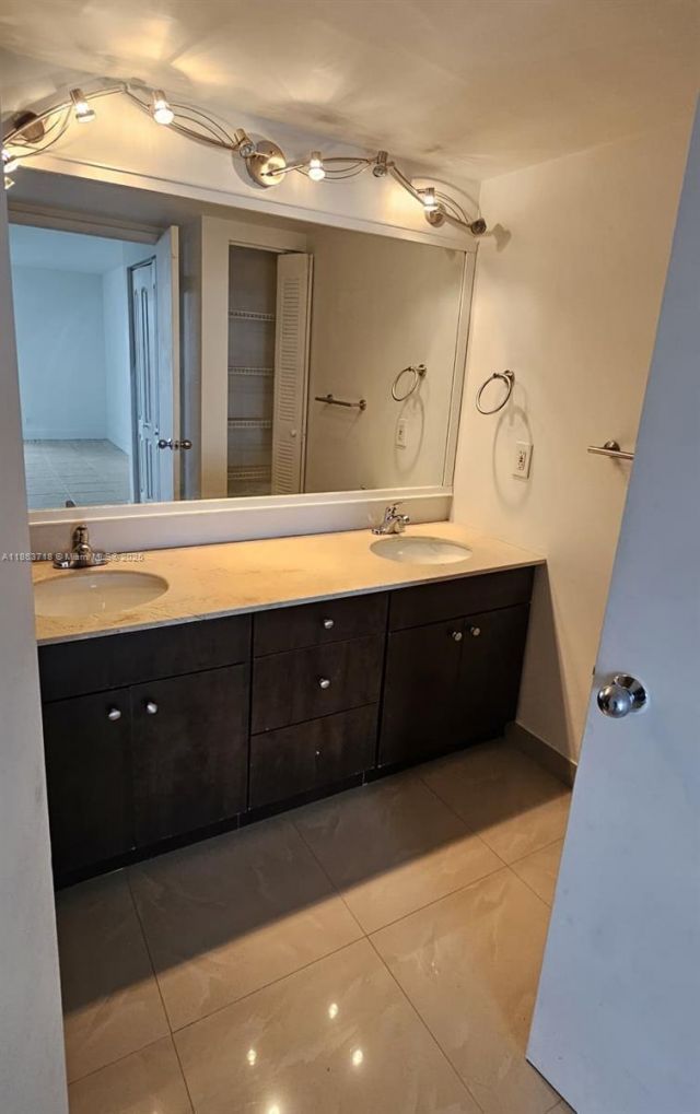 3300 NE 192nd St, Unit 1012, Aventura, FL 33180 Photo