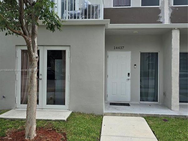 14437 SW 260th St, Unit 1, Homestead, FL 33032