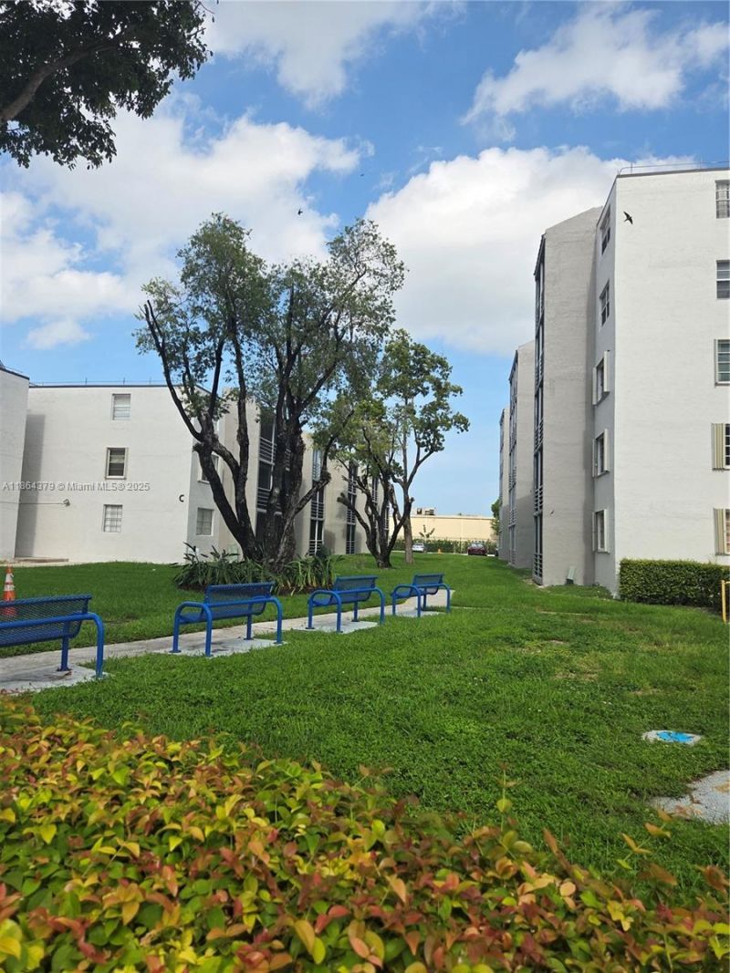 14165 SW 87th St, Unit D103, Miami, FL 33183 Photo