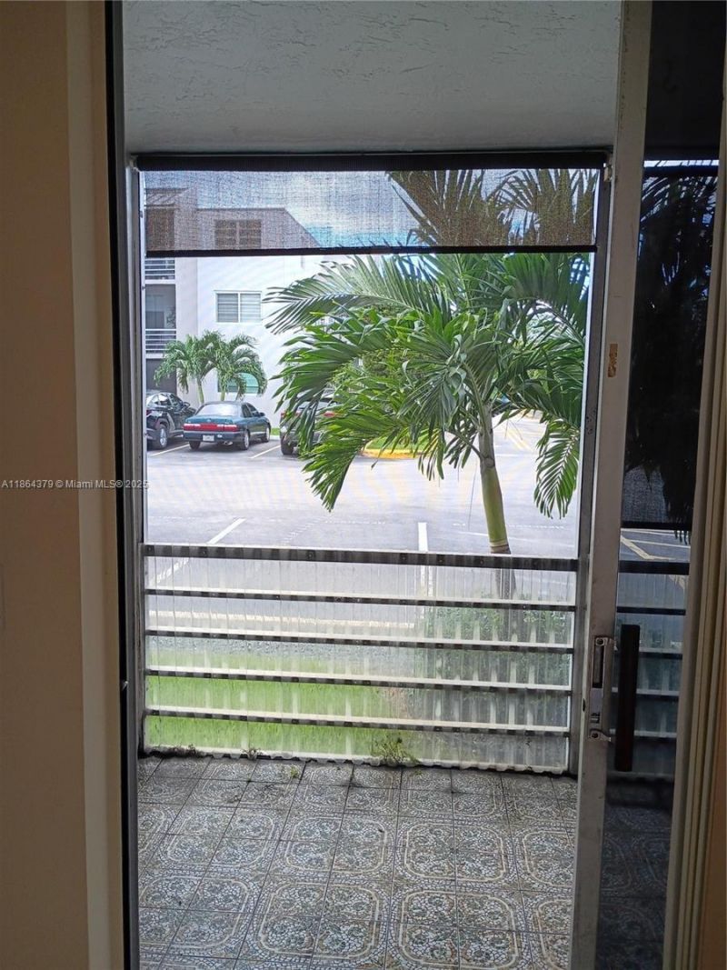 14165 SW 87th St, Unit D103, Miami, FL 33183 Photo