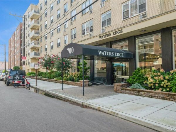 700 Shore Road, Unit 2E, Long Beach, NY 11561